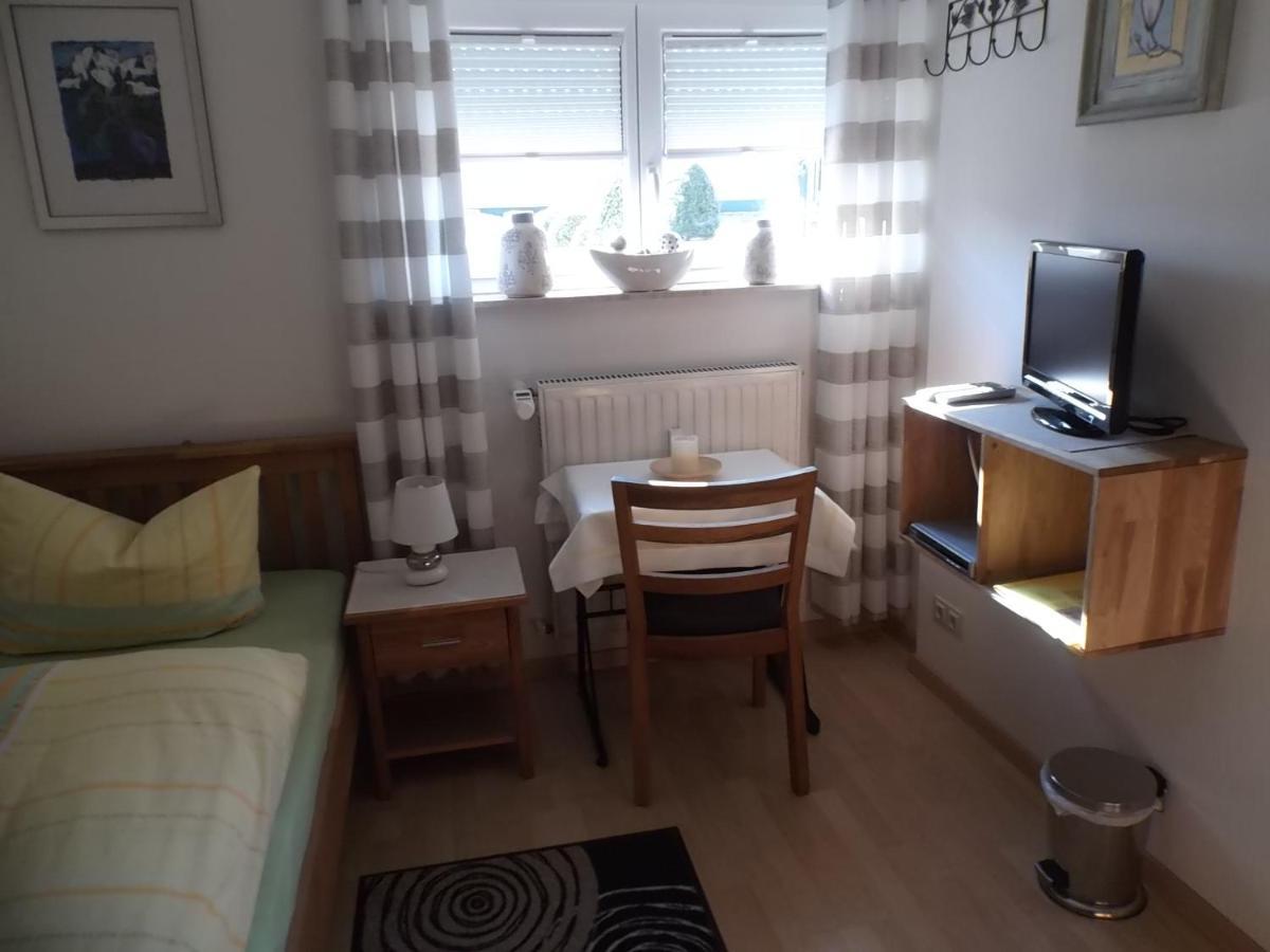 Ferienwohnung Schmitz Anschau Екстериор снимка