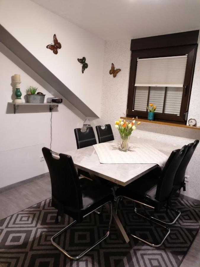 Ferienwohnung Schmitz Anschau Екстериор снимка