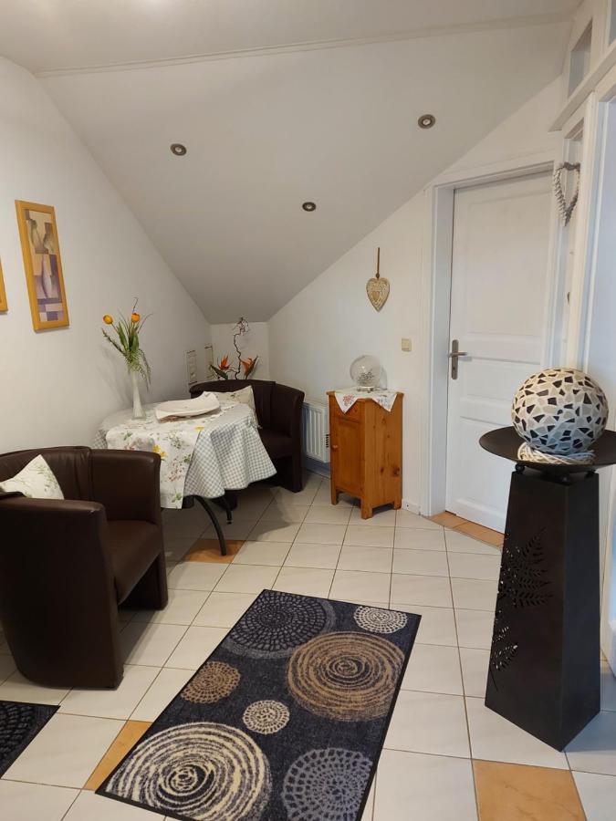 Ferienwohnung Schmitz Anschau Екстериор снимка