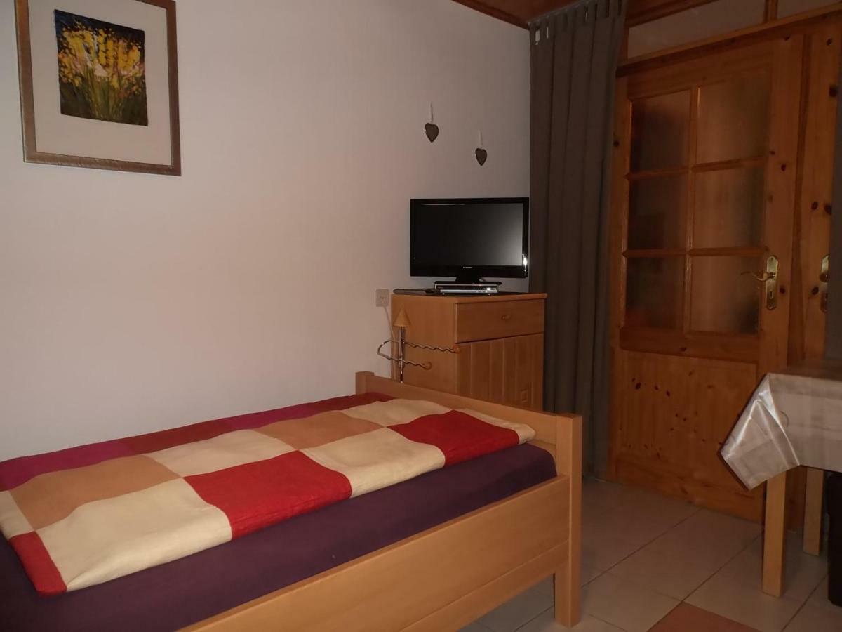 Ferienwohnung Schmitz Anschau Екстериор снимка